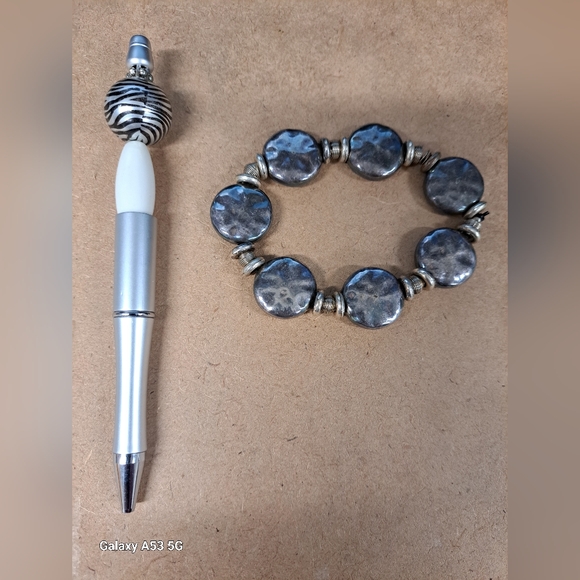 Art by Renee Accessories - Bracelet and Pen set